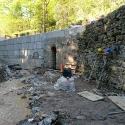 Muro di contenimento (Km 13)